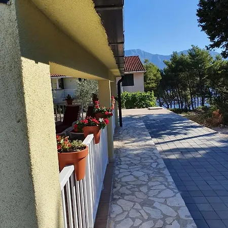 Marija Apartment Sucuraj
