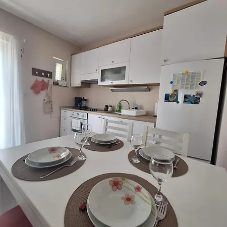 Marija Apartment Sućuraj
